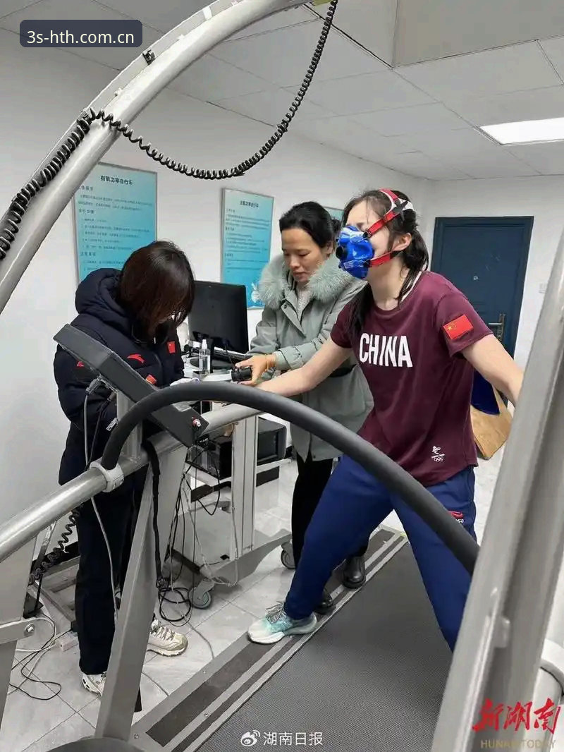 揭秘华体会体育安卓端使用指南：45MB安装包背后的下载逻辑与圈内人视角